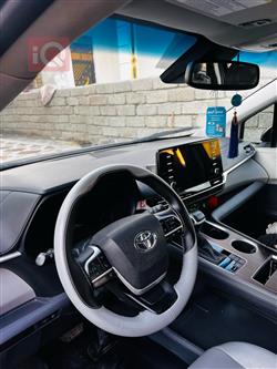 تويوتا سيينا